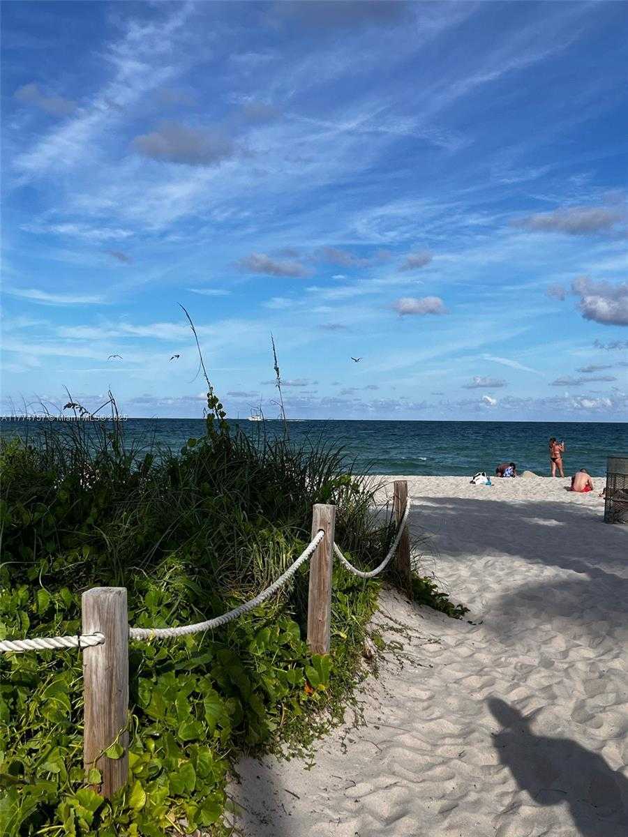 Small Image of 5445 COLLINS AVE #L3, Miami Beach Number 29