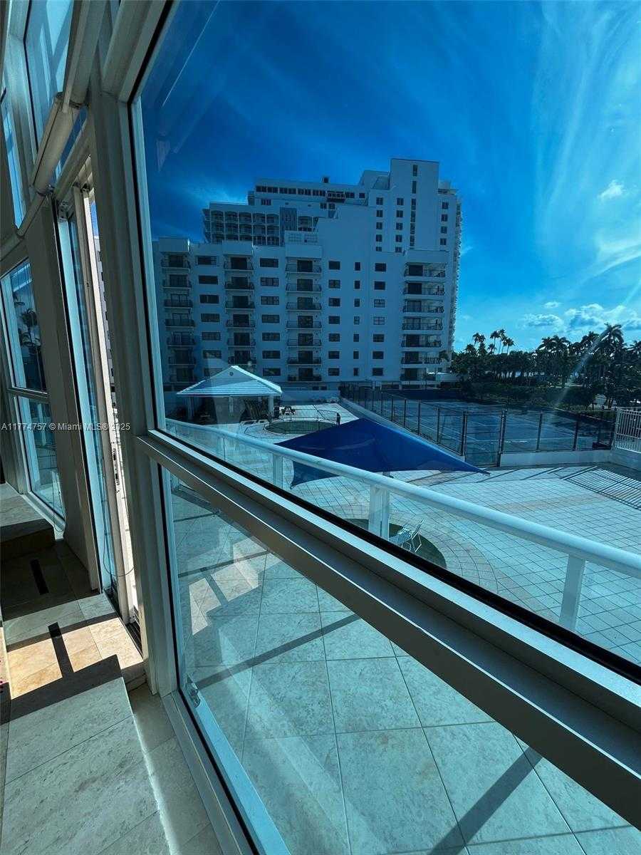 Small Image of 5445 COLLINS AVE #L3, Miami Beach Number 4