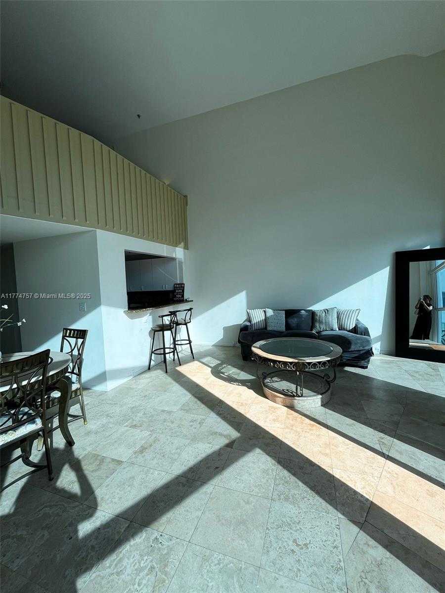 Small Image of 5445 COLLINS AVE #L3, Miami Beach Number 5