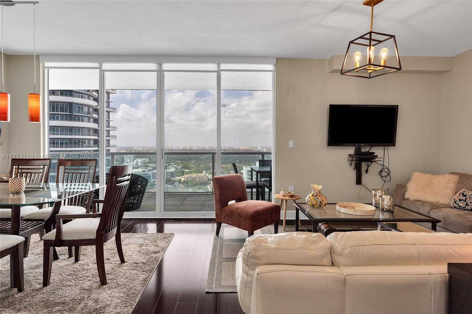 Small Image of 1250 SOUTH MIAMI AVE #2701, Miami Number 13