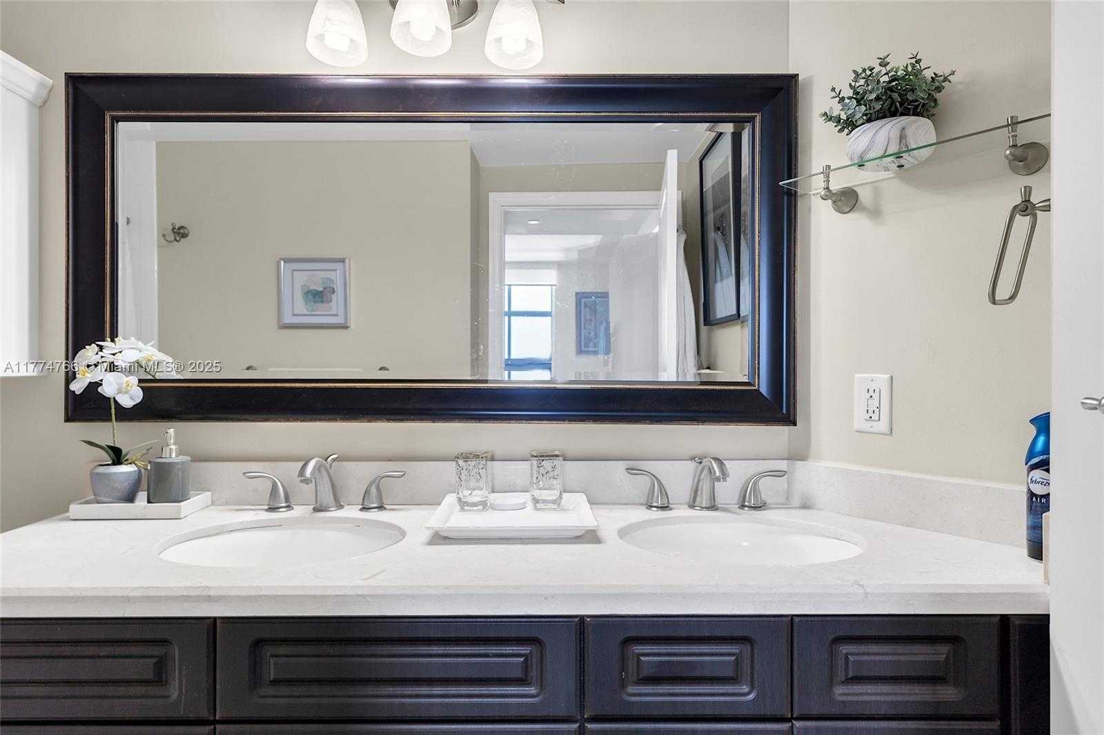 Small Image of 1250 SOUTH MIAMI AVE #2701, Miami Number 26