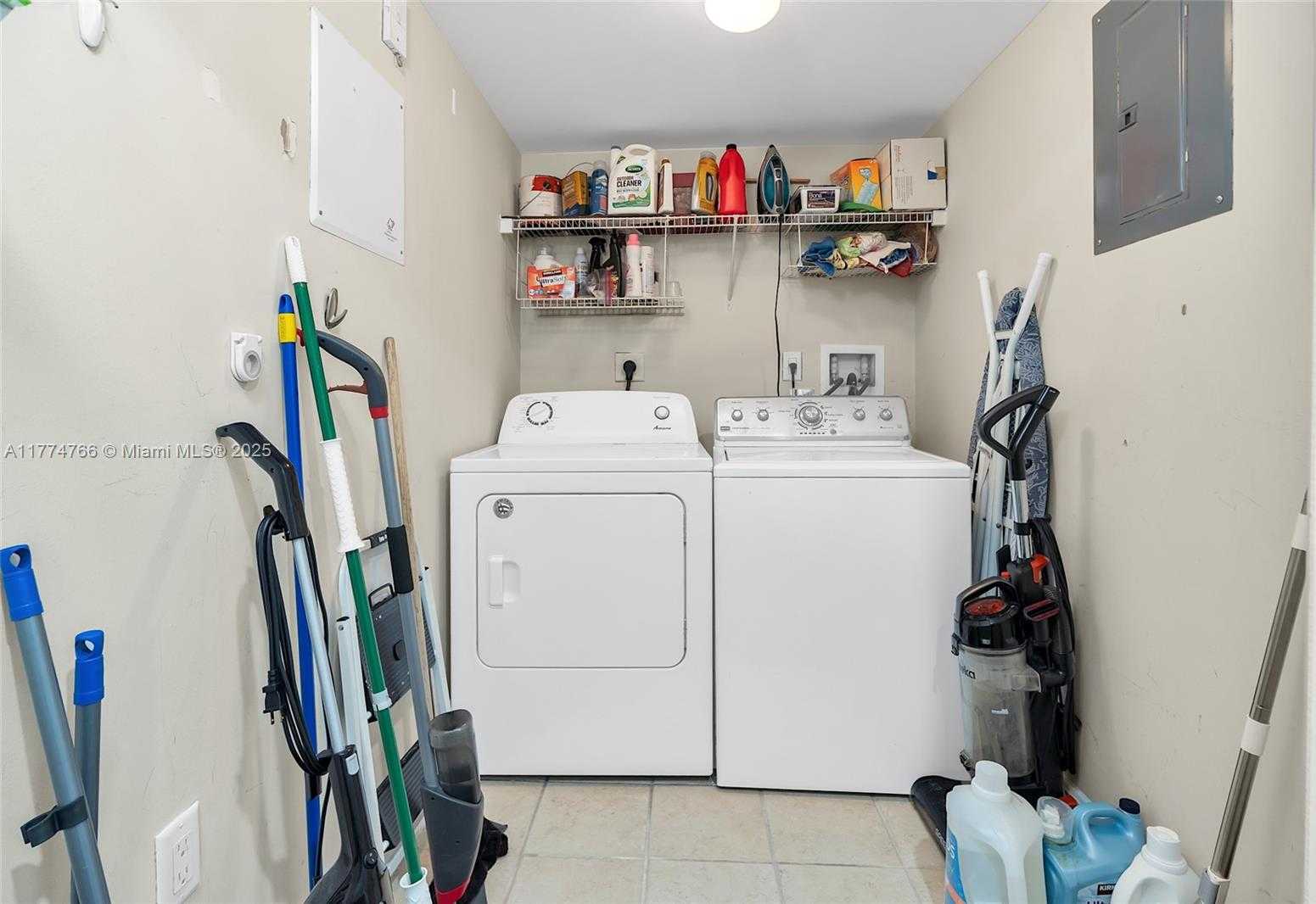 Small Image of 1250 SOUTH MIAMI AVE #2701, Miami Number 31