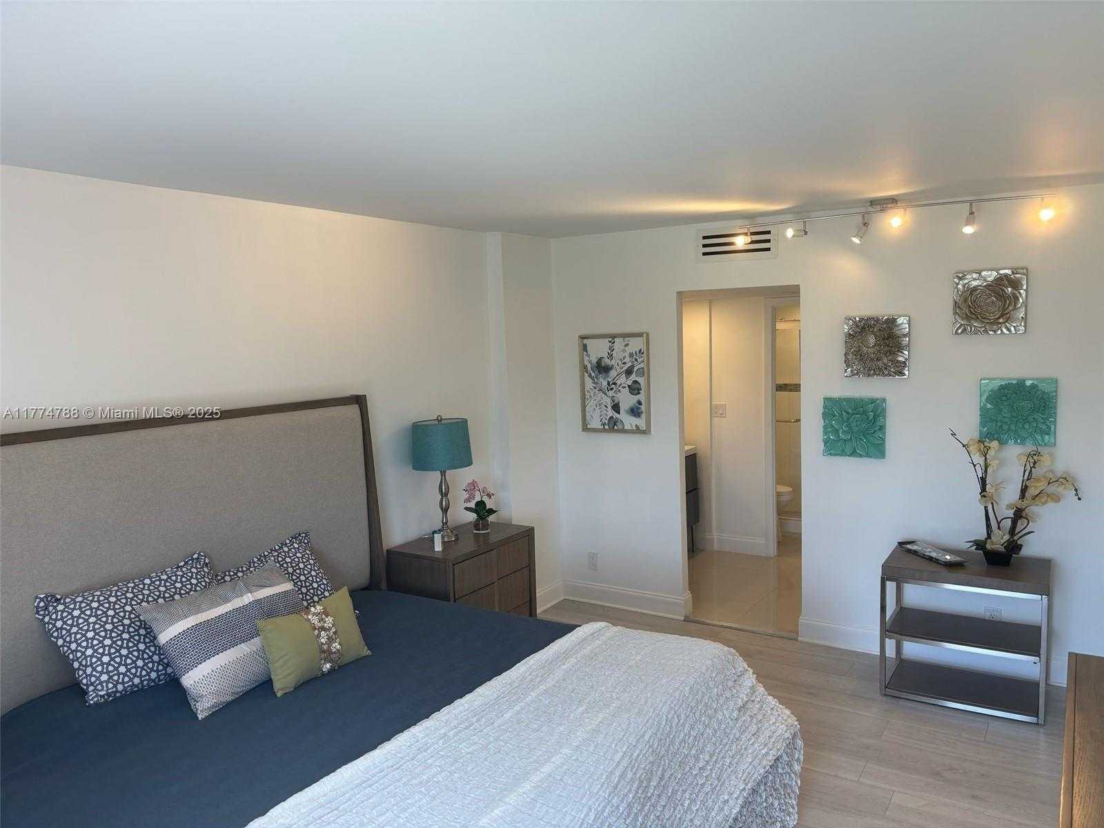 Small Image of 20335 WEST COUNTRY CLUB DR #608, Aventura Number 17