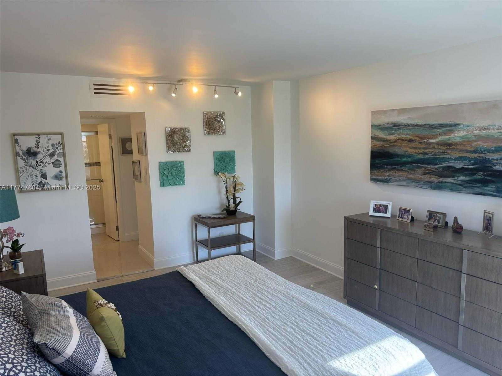 Small Image of 20335 WEST COUNTRY CLUB DR #608, Aventura Number 18
