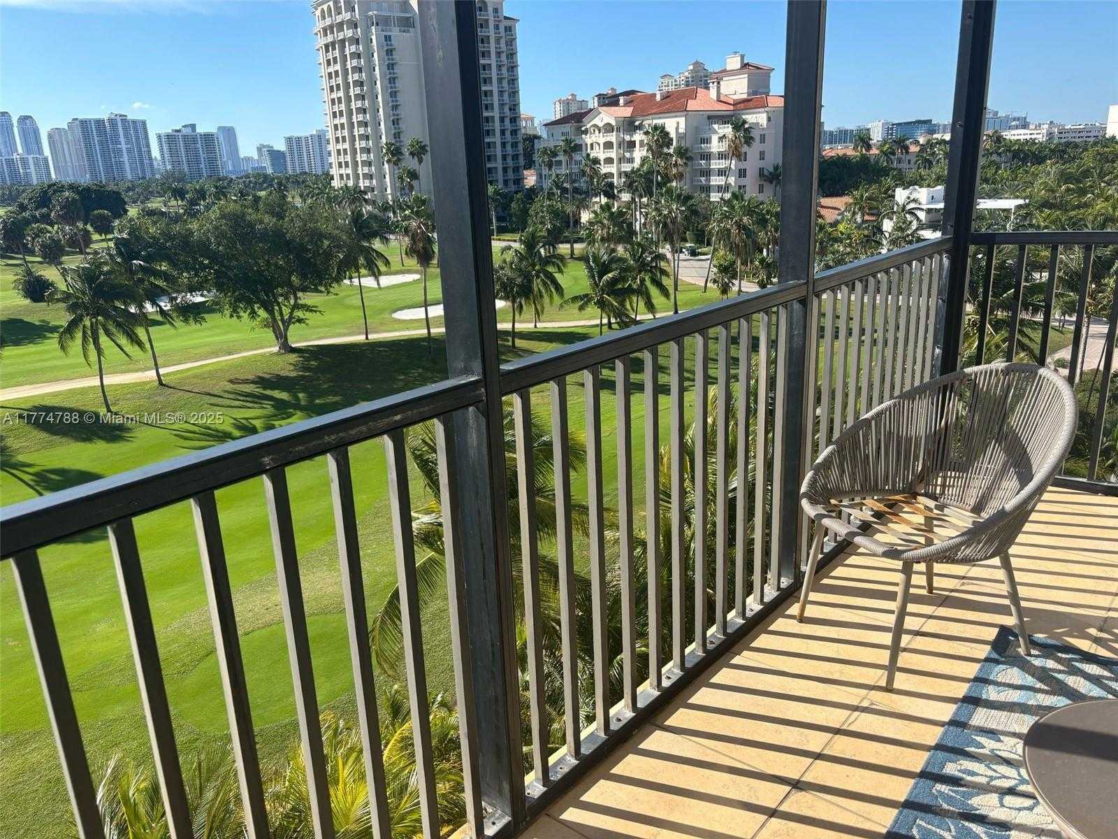 Small Image of 20335 WEST COUNTRY CLUB DR #608, Aventura Number 3