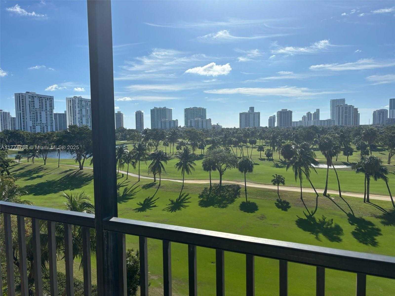 Small Image of 20335 WEST COUNTRY CLUB DR #608, Aventura Number 4