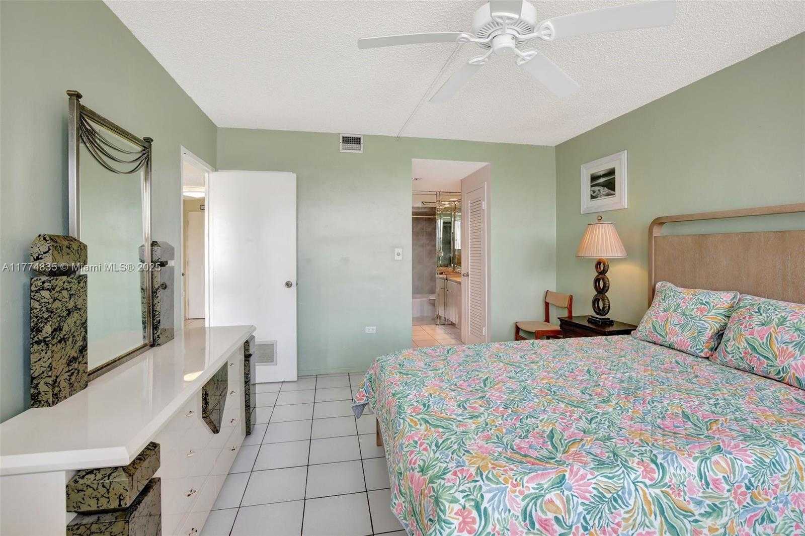 Small Image of 3111 NORTH OCEAN DR #308, Hollywood Number 12