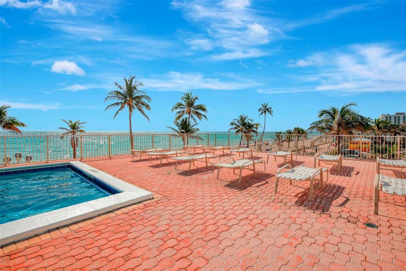 Small Image of 3111 NORTH OCEAN DR #308, Hollywood Number 18