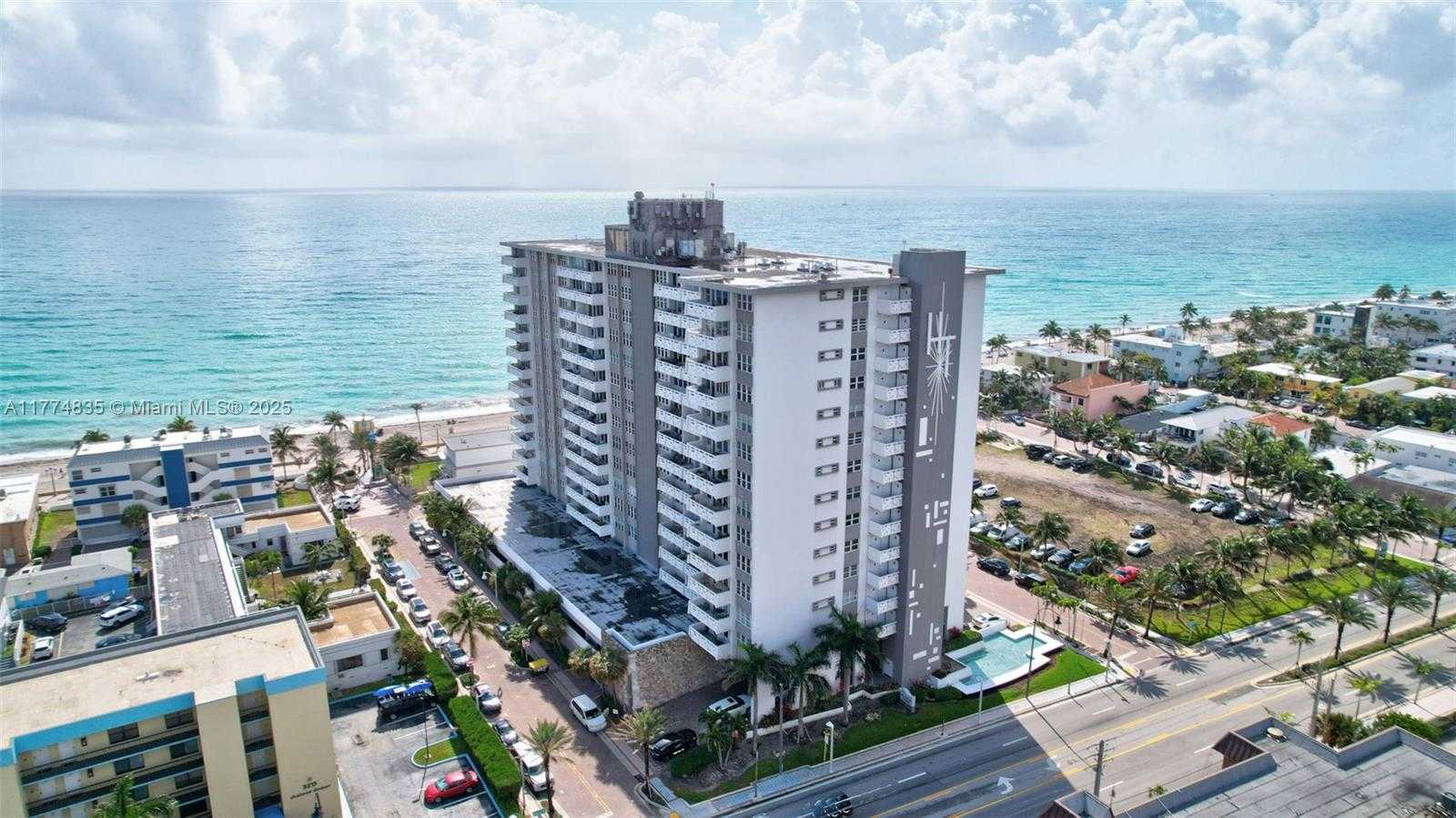 Small Image of 3111 NORTH OCEAN DR #308, Hollywood Number 25
