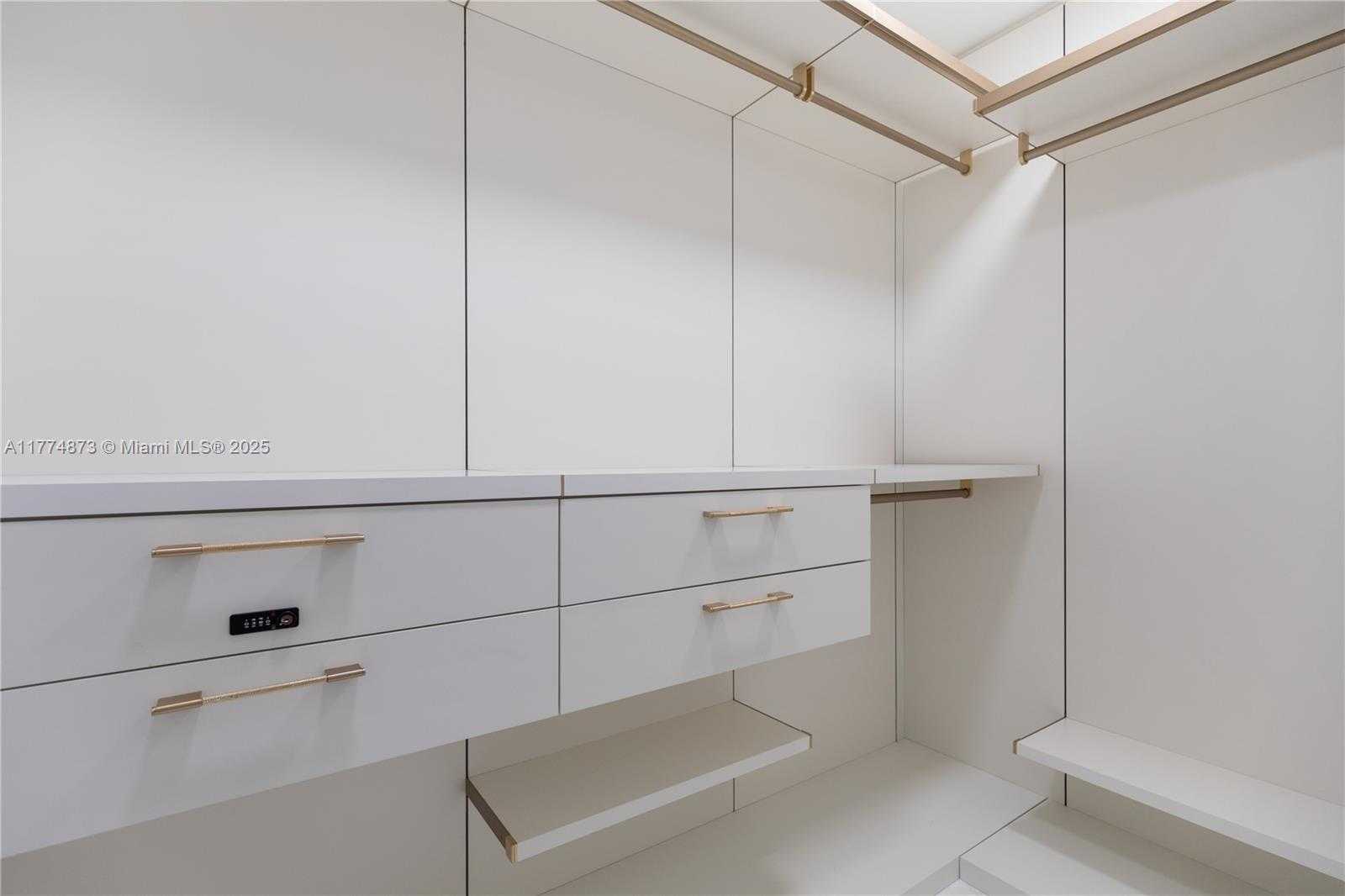 Small Image of 15701 COLLINS AVE #1004, Sunny Isles Beach Number 43