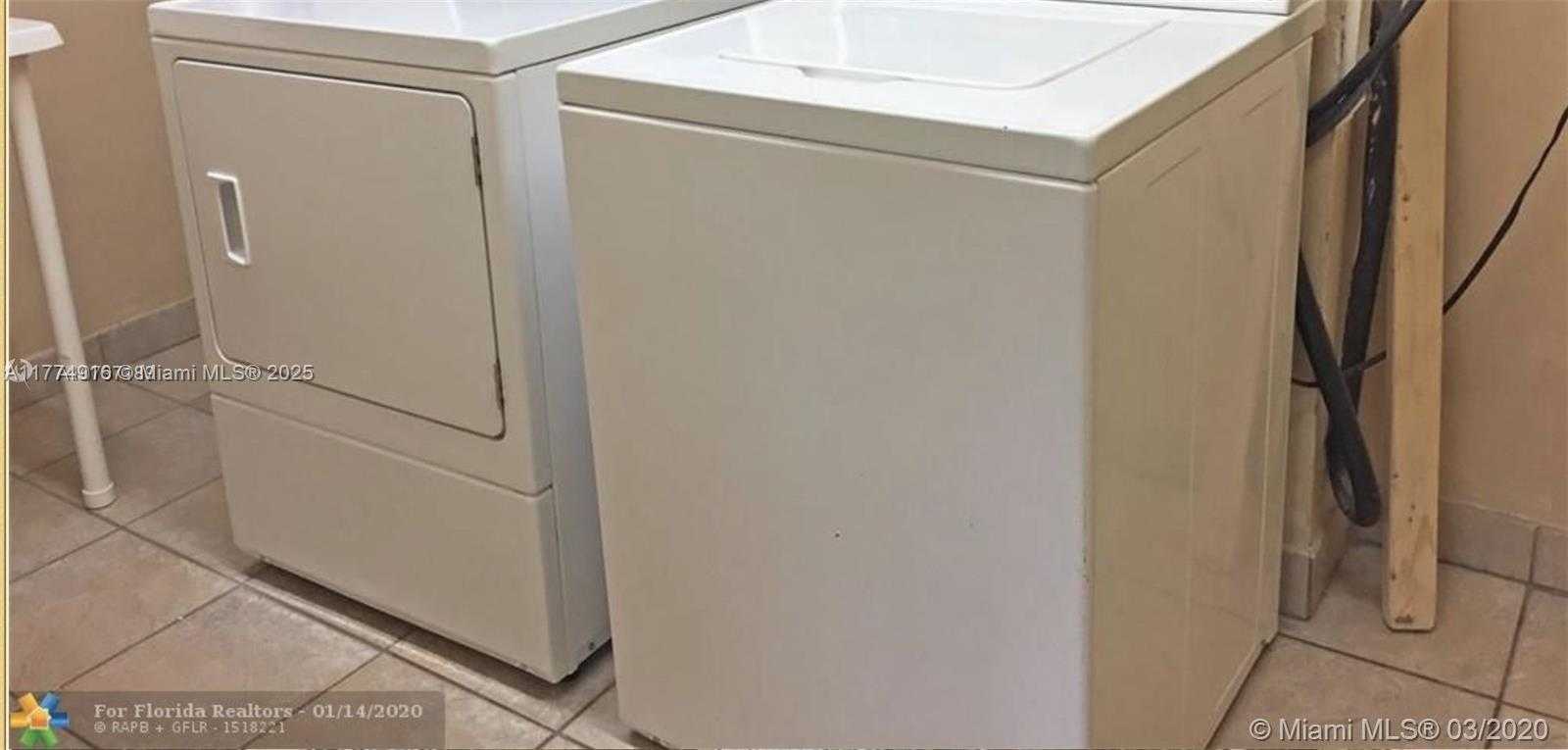 Imagen de Pequeño Objeto
