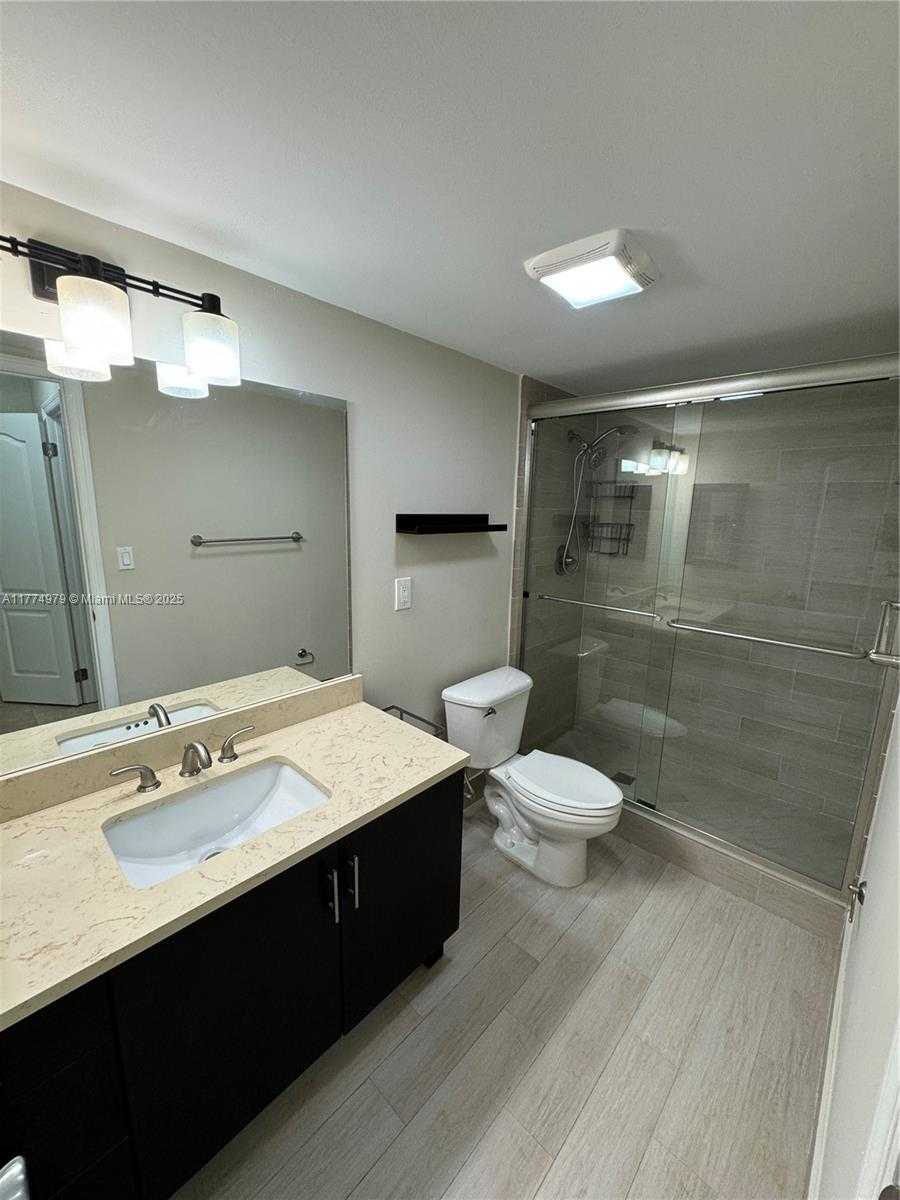 Small Image of 10501 SOUTH WEST 108TH AVE #114, Miami Number 18