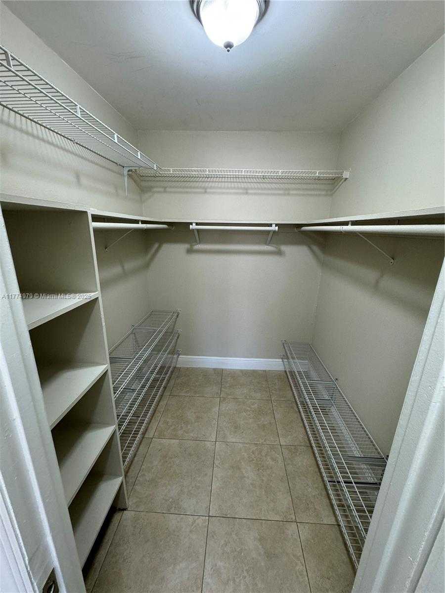 Small Image of 10501 SOUTH WEST 108TH AVE #114, Miami Number 21