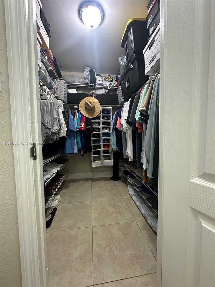 Small Image of 10501 SOUTH WEST 108TH AVE #114, Miami Number 29