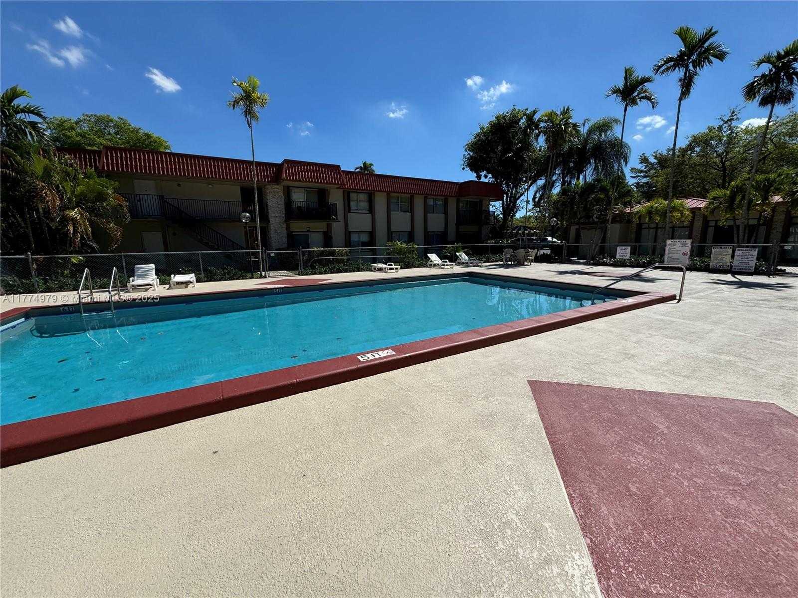 Small Image of 10501 SOUTH WEST 108TH AVE #114, Miami Number 32