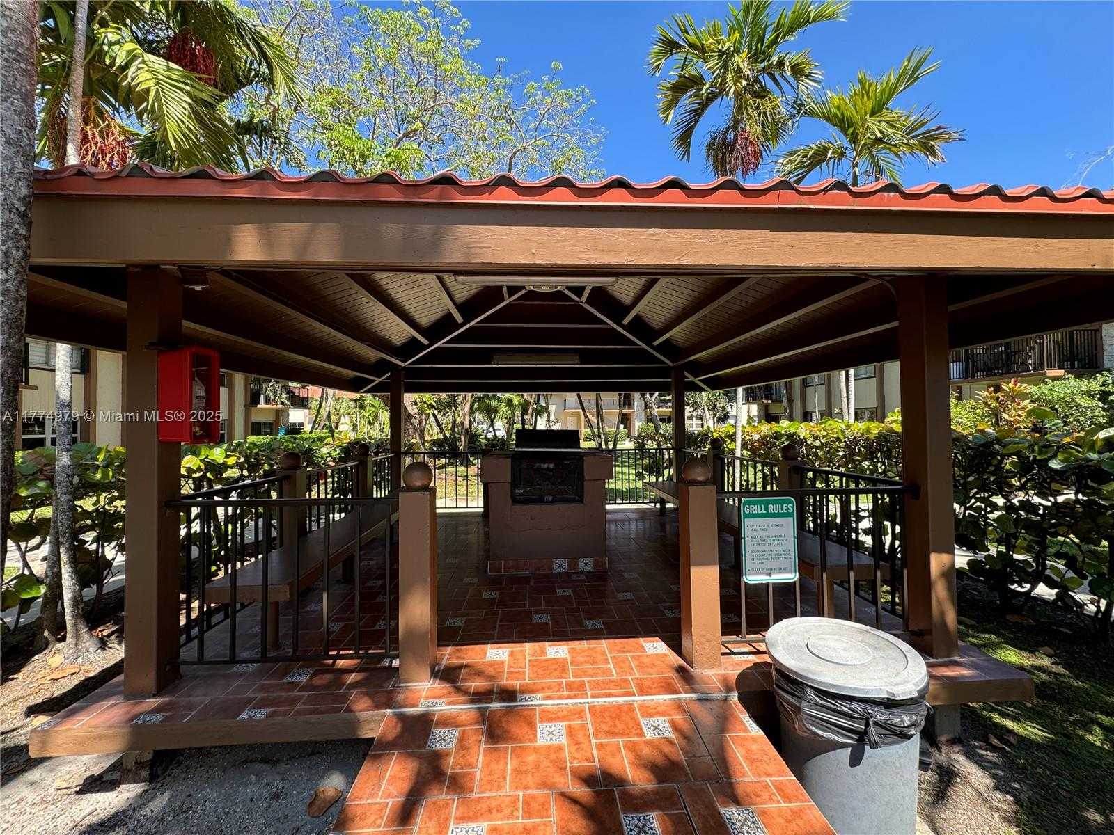 Small Image of 10501 SOUTH WEST 108TH AVE #114, Miami Number 35