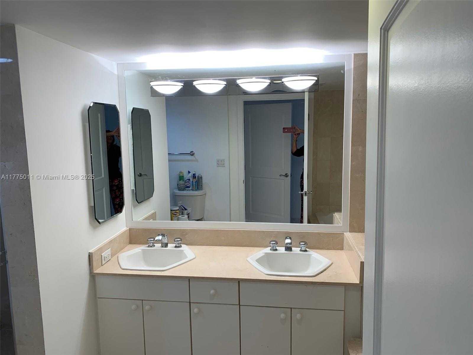 Small Image of 8855 EAST COLLINS AVE #5B, Surfside Number 22