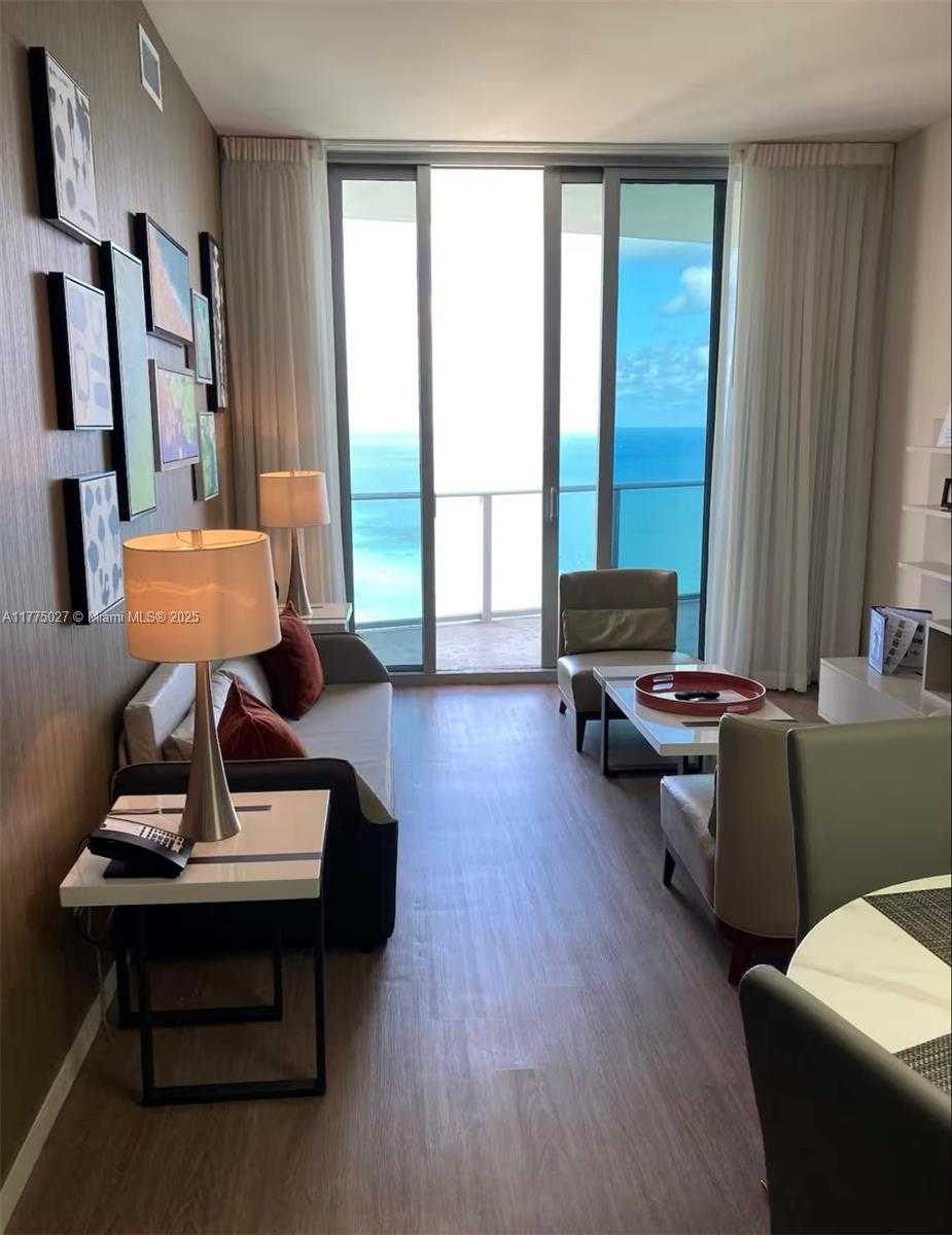 Small Image of 4111 SOUTH OCEAN DR #LPH6, Hollywood Number 3