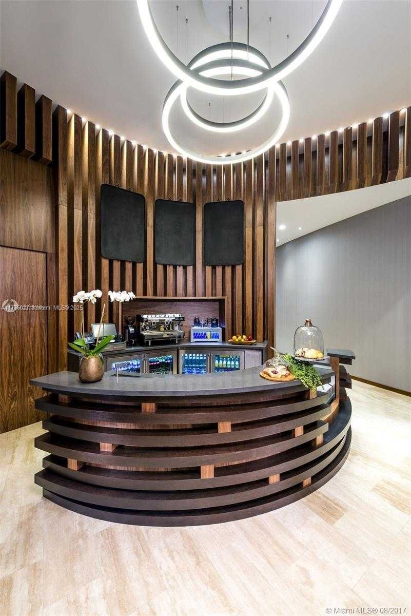 Small Image of 4111 SOUTH OCEAN DR #LPH6, Hollywood Number 37