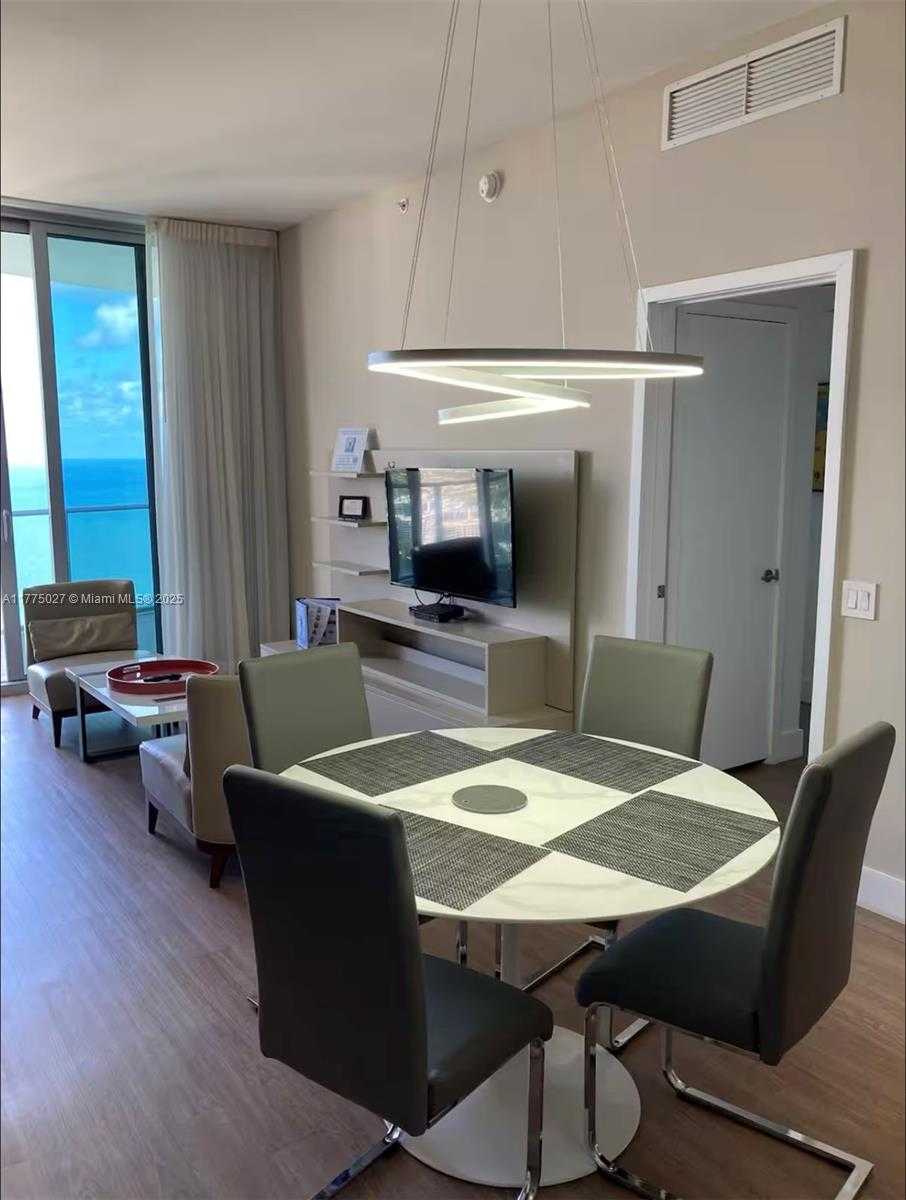 Small Image of 4111 SOUTH OCEAN DR #LPH6, Hollywood Number 6
