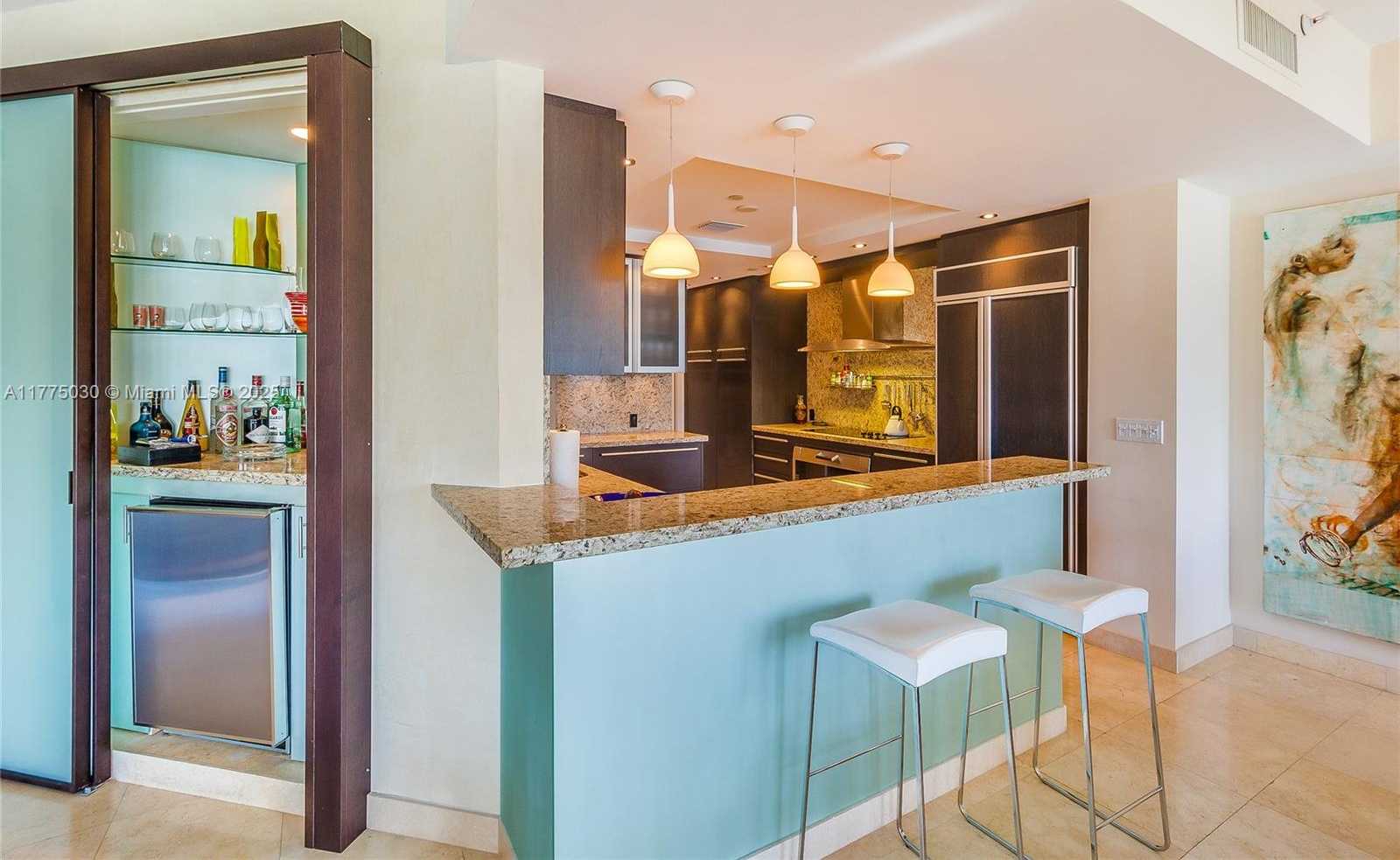 Small Image of 2437 FISHER ISLAND DR #5307, Miami Beach Number 8