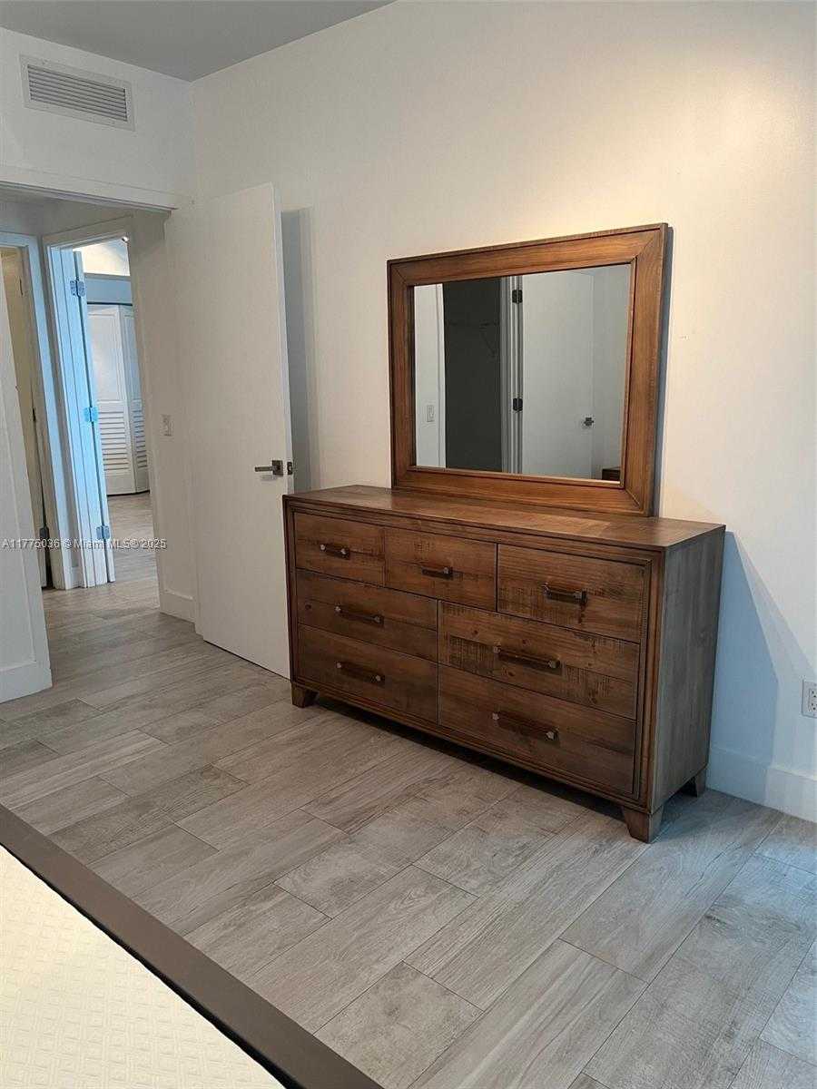 Small Image of 1080 BRICKELL AVE #2602, Miami Number 13