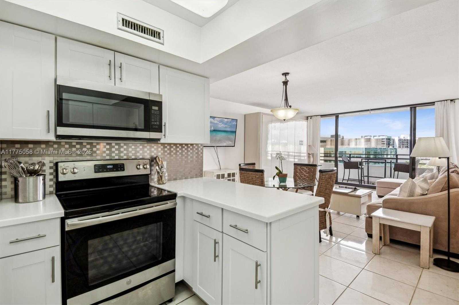 Small Image of 3505 SOUTH OCEAN DR #604, Hollywood Number 11
