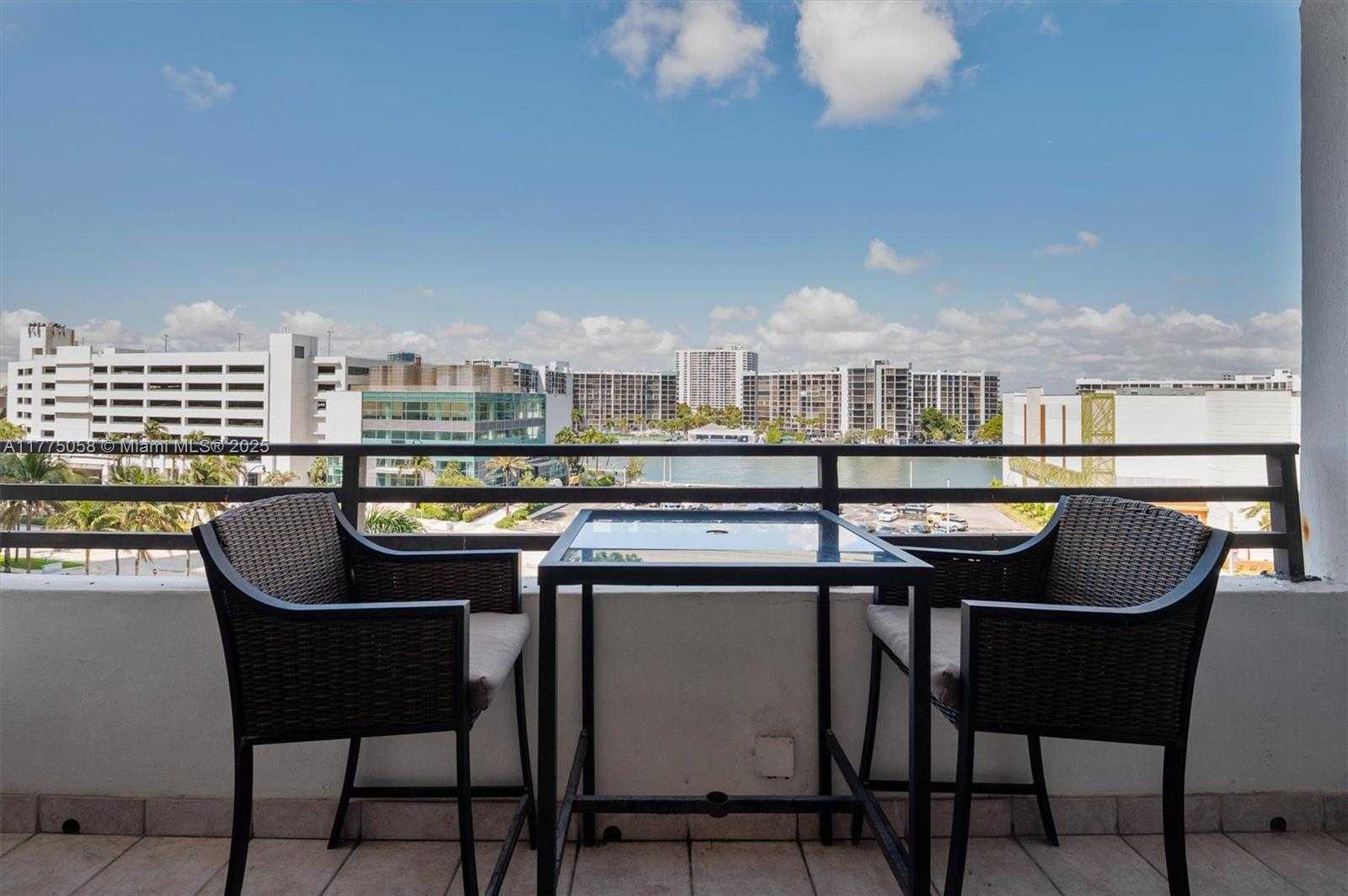 Small Image of 3505 SOUTH OCEAN DR #604, Hollywood Number 3