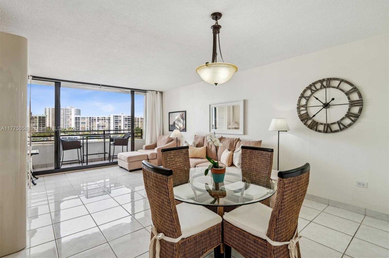Small Image of 3505 SOUTH OCEAN DR #604, Hollywood Number 5
