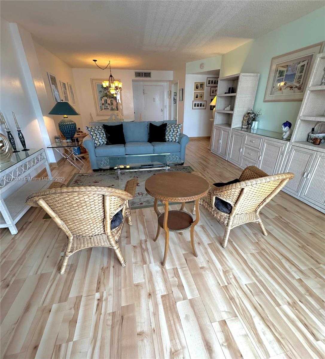 Small Image of 1001 91ST ST #710, Bay Harbor Islands Number 10
