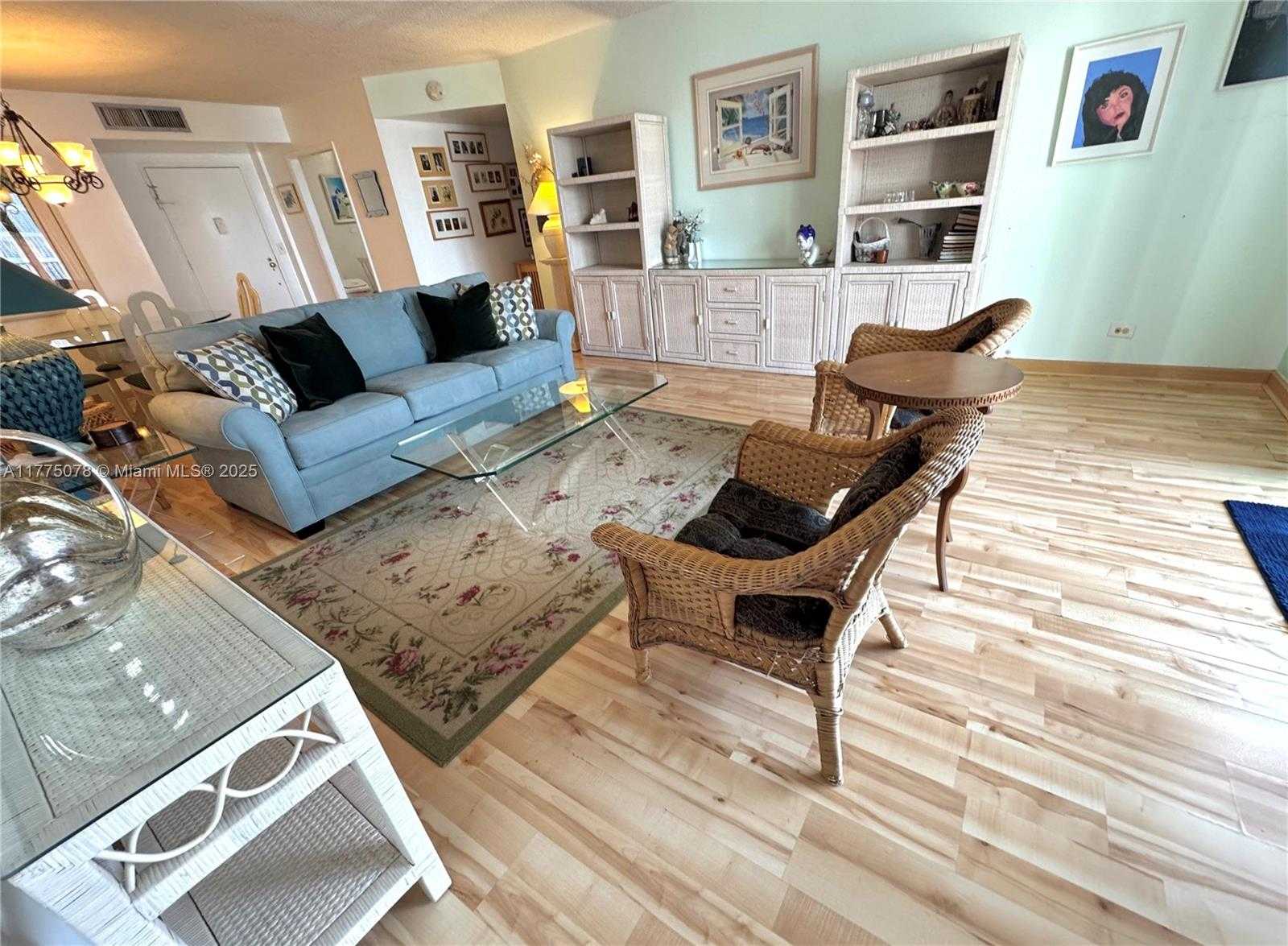 Small Image of 1001 91ST ST #710, Bay Harbor Islands Number 11