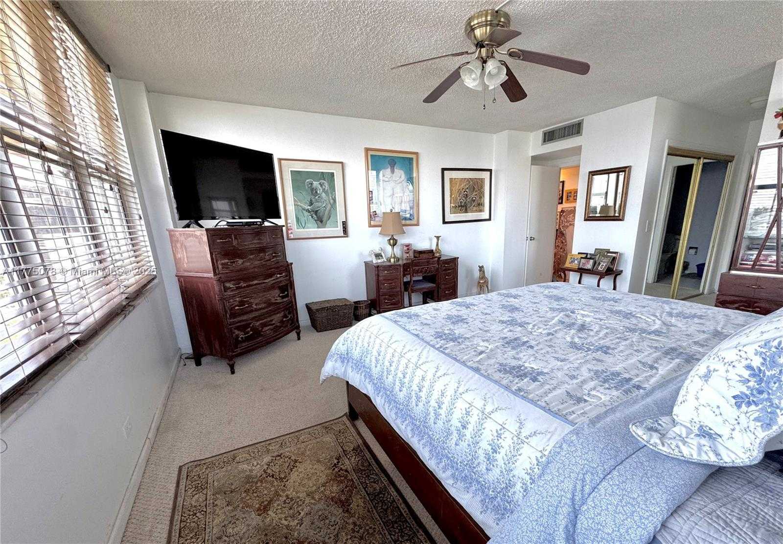 Small Image of 1001 91ST ST #710, Bay Harbor Islands Number 21