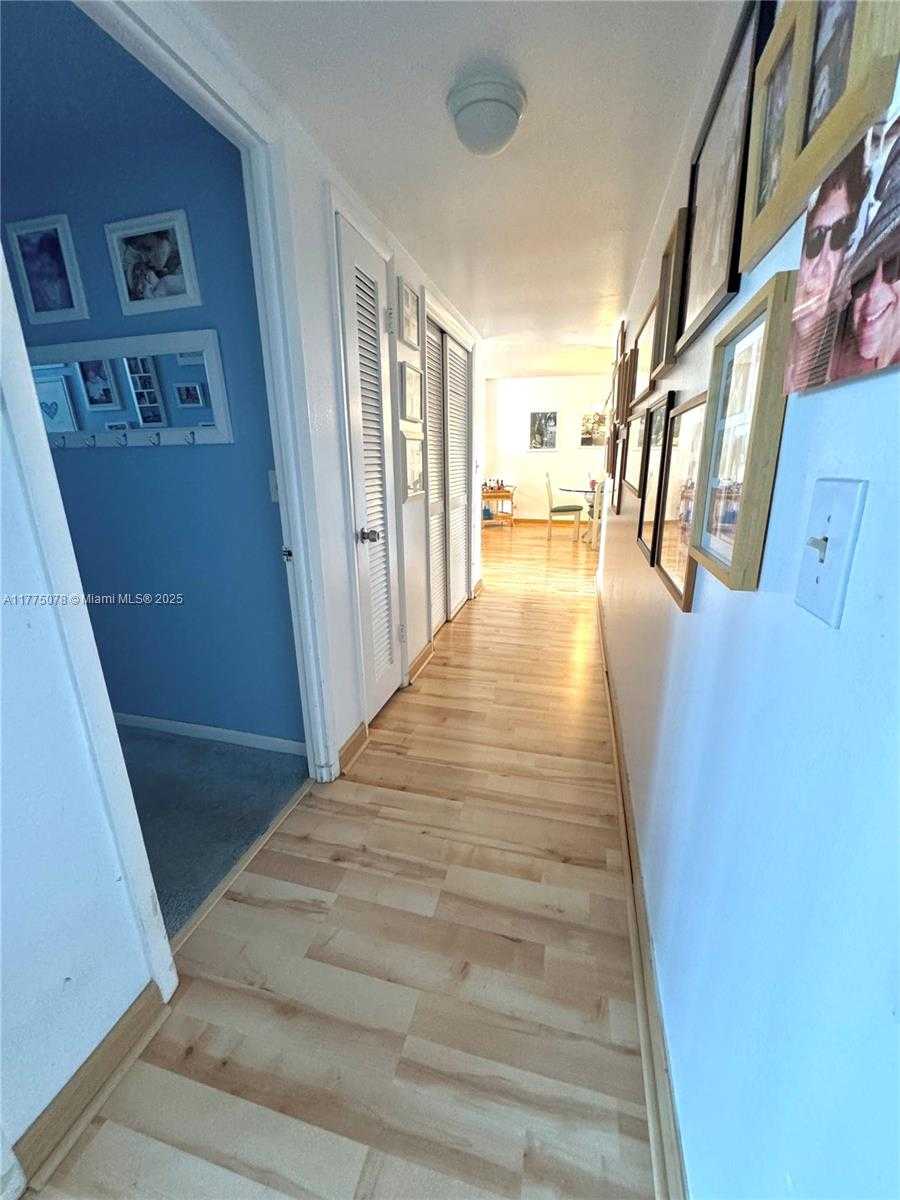 Small Image of 1001 91ST ST #710, Bay Harbor Islands Number 26