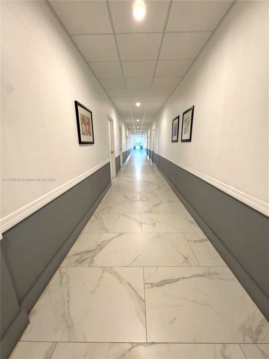 Small Image of 1001 91ST ST #710, Bay Harbor Islands Number 37