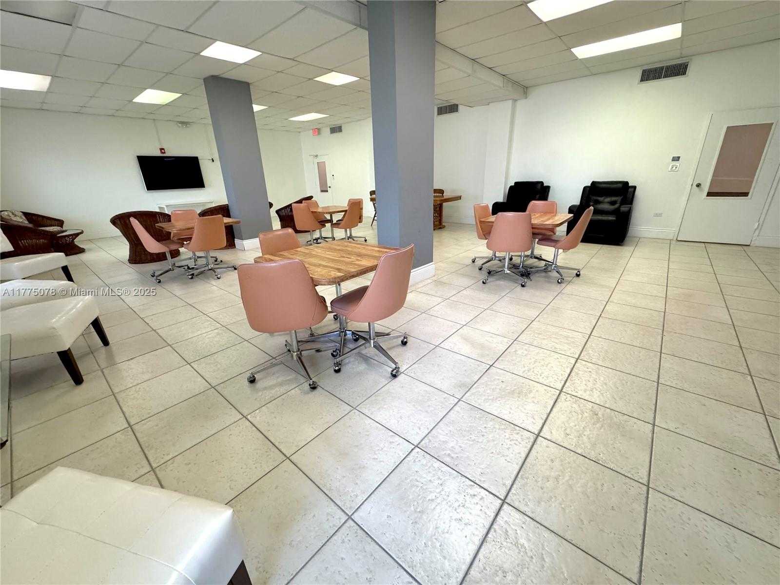 Small Image of 1001 91ST ST #710, Bay Harbor Islands Number 41