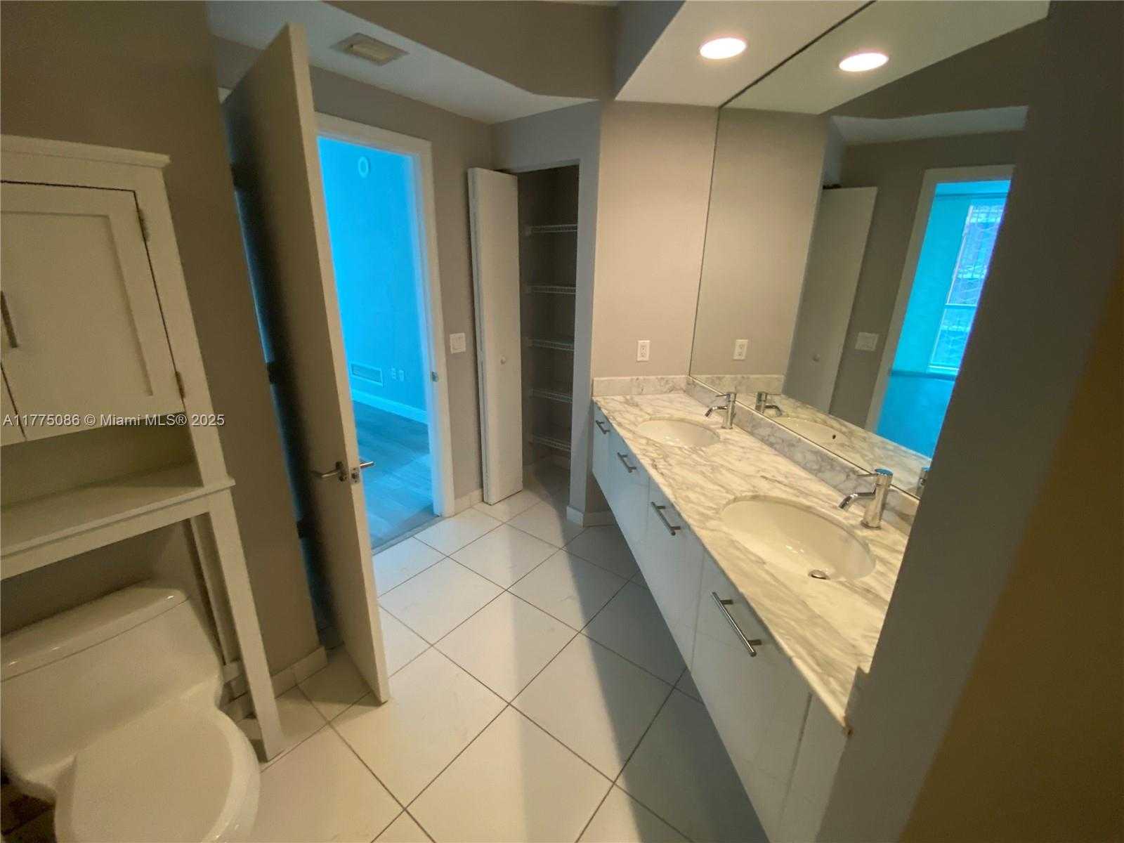 Small Image of 55 SOUTH EAST 6TH ST #2107, Miami Number 19