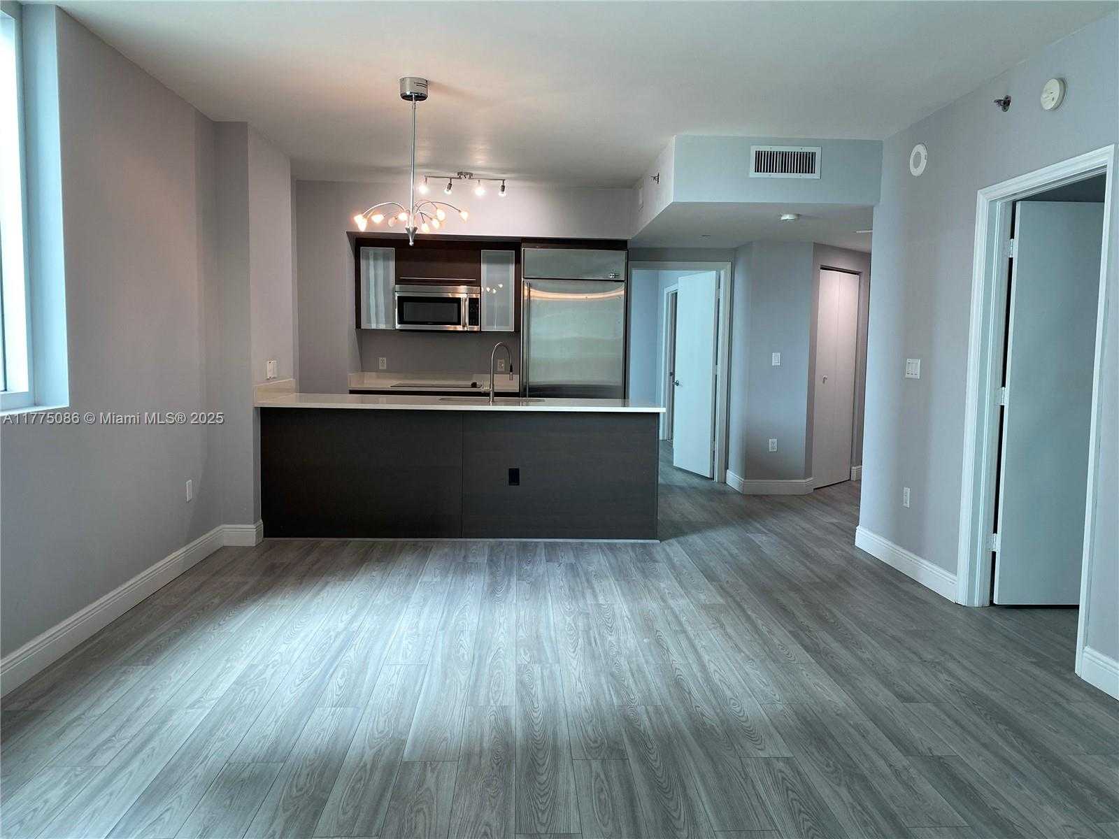 Small Image of 55 SOUTH EAST 6TH ST #2107, Miami Number 4