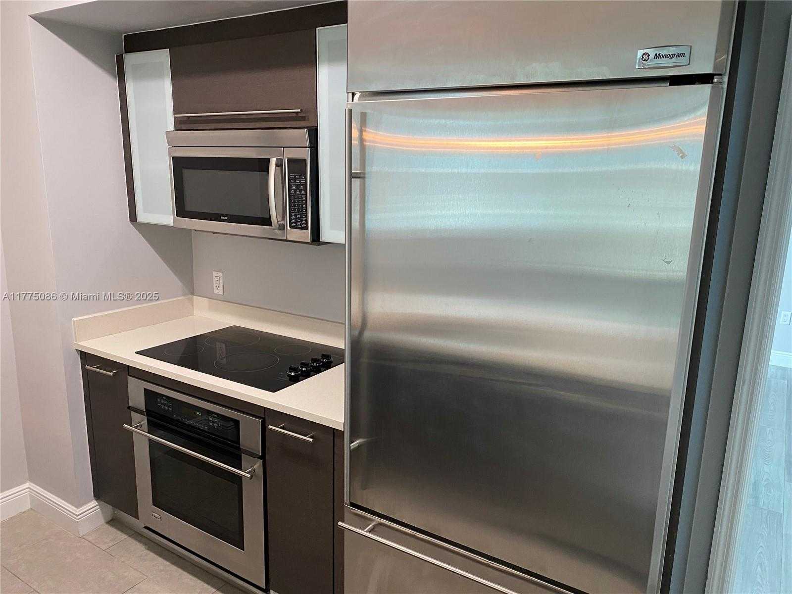Small Image of 55 SOUTH EAST 6TH ST #2107, Miami Number 6