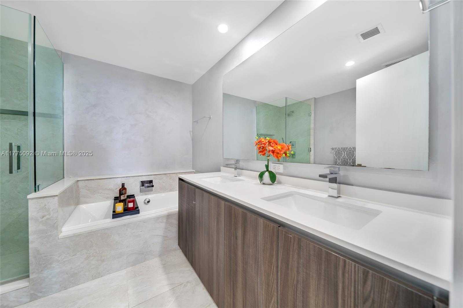 Small Image of 488 NORTH EAST 18TH ST #4115, Miami Number 38