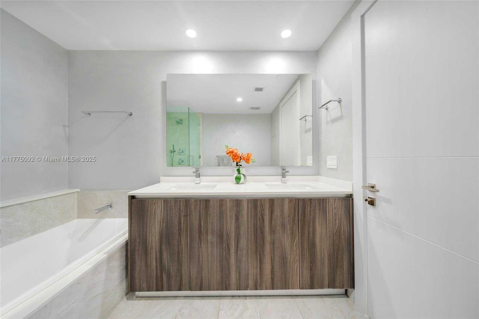 Small Image of 488 NORTH EAST 18TH ST #4115, Miami Number 39