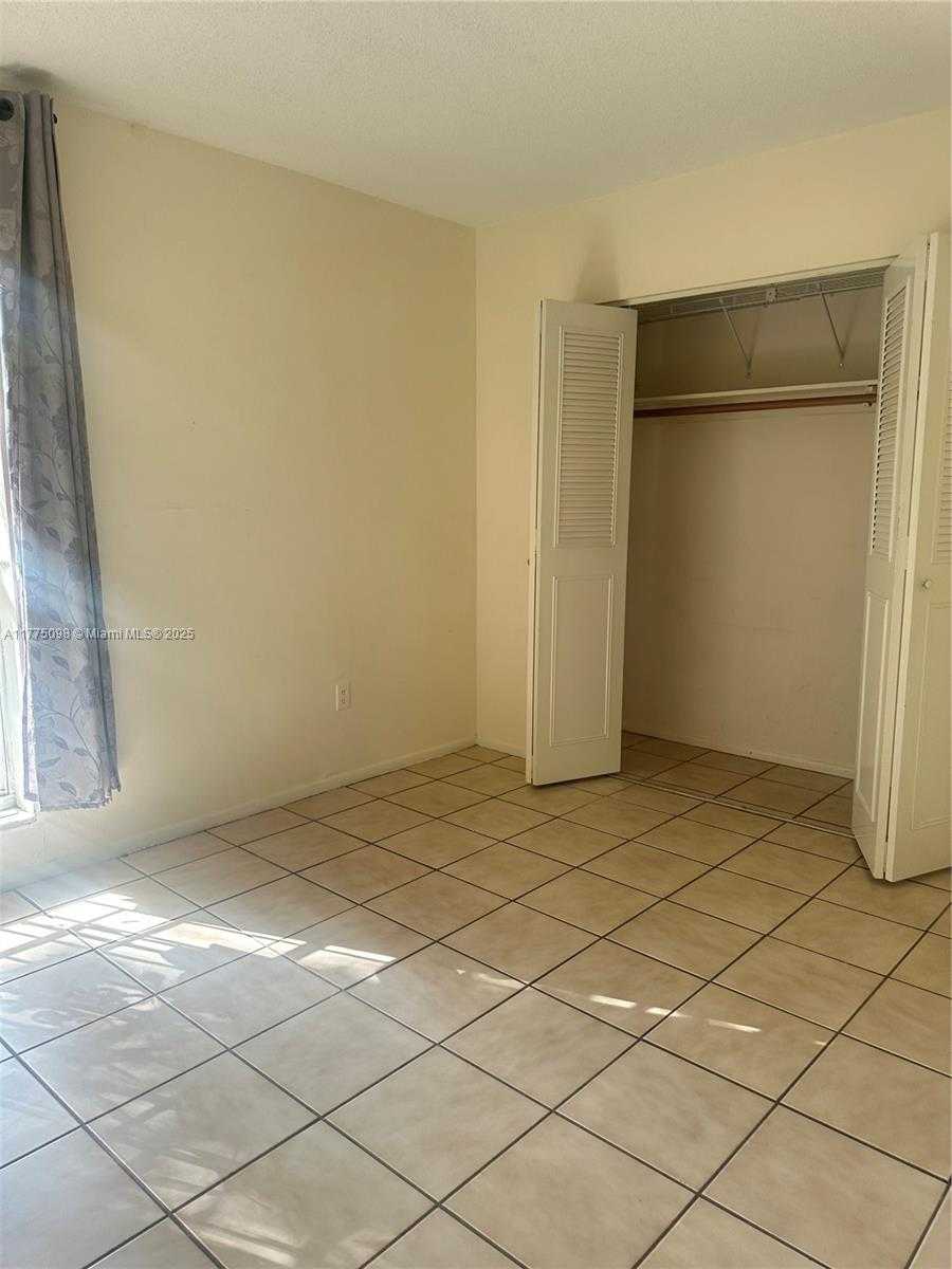 Small Image of 10764 NORTH KENDALL DR #I3, Miami Number 11