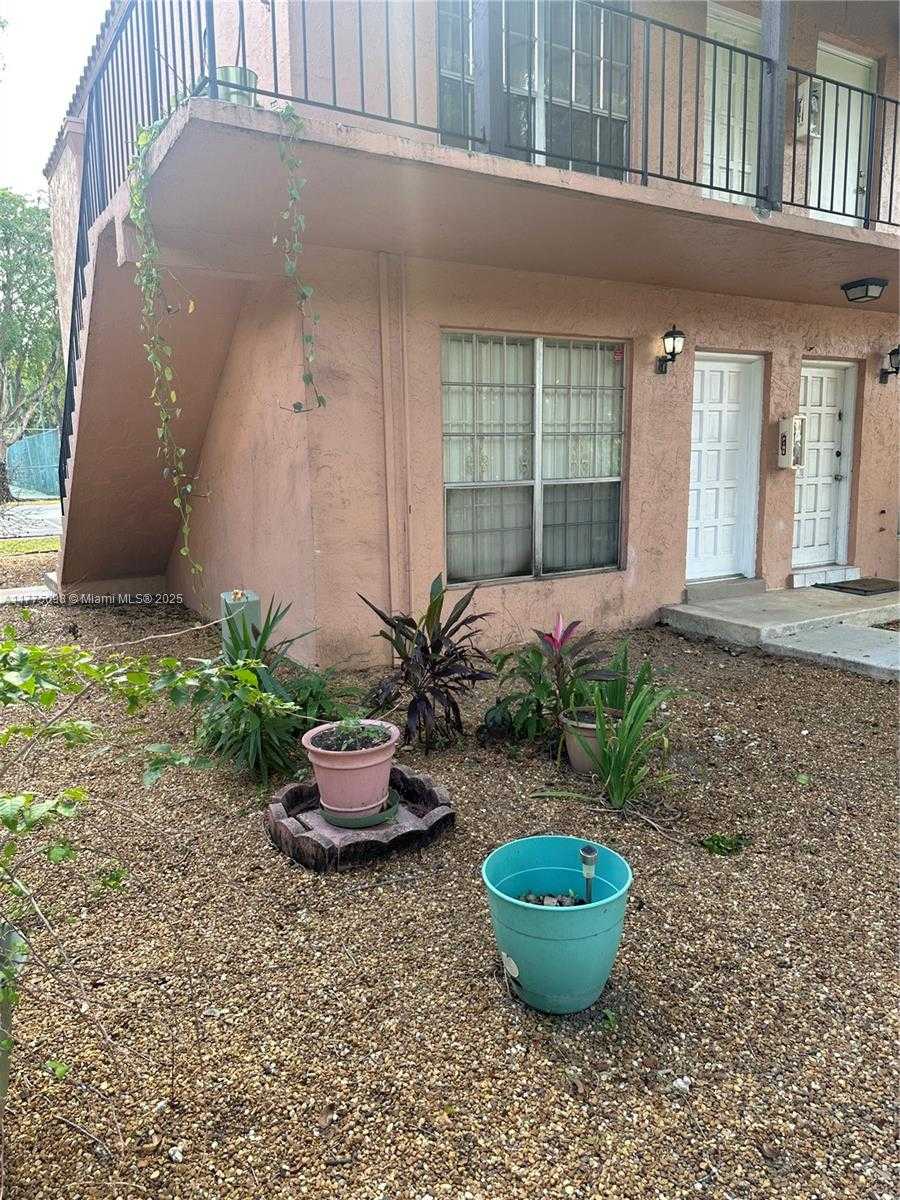 Small Image of 10764 NORTH KENDALL DR #I3, Miami Number 26