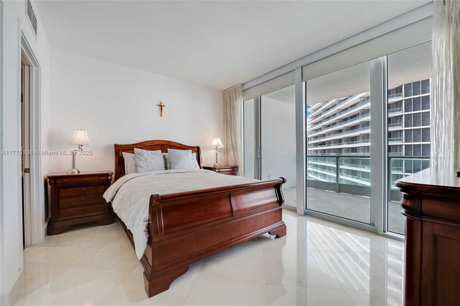 Small Image of 1331 BRICKELL BAY DR #2605, Miami Number 13