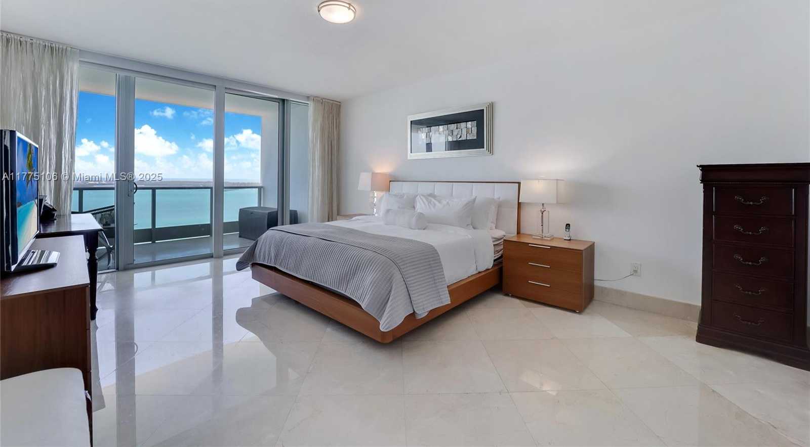Small Image of 1331 BRICKELL BAY DR #2605, Miami Number 19