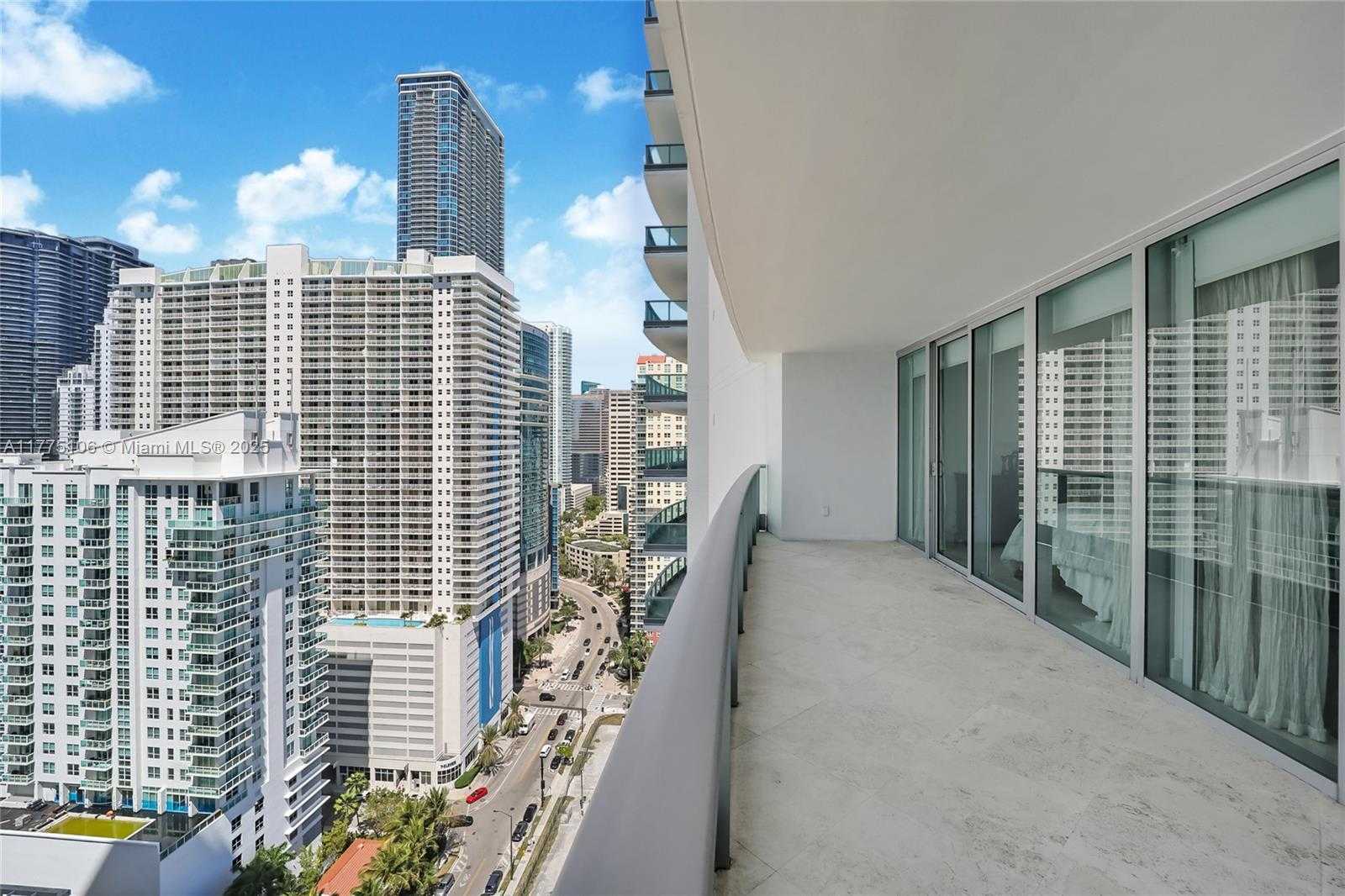 Small Image of 1331 BRICKELL BAY DR #2605, Miami Number 28
