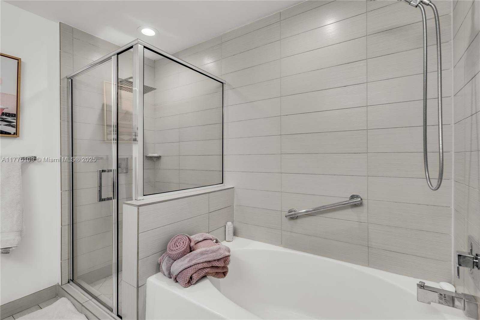 Small Image of 999 SOUTH WEST 1ST AVE #1516, Miami Number 14
