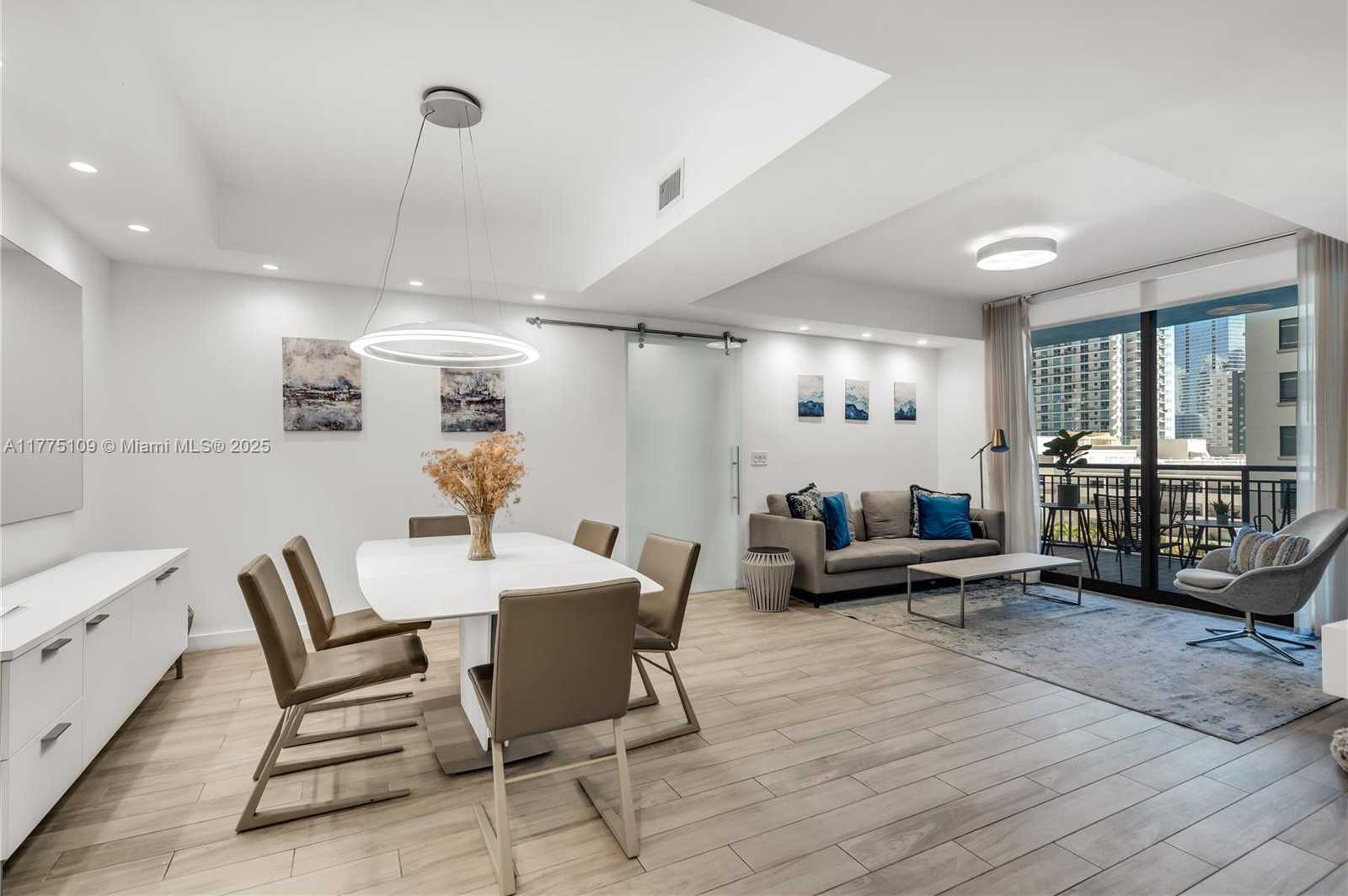 Small Image of 999 SOUTH WEST 1ST AVE #1516, Miami Number 2