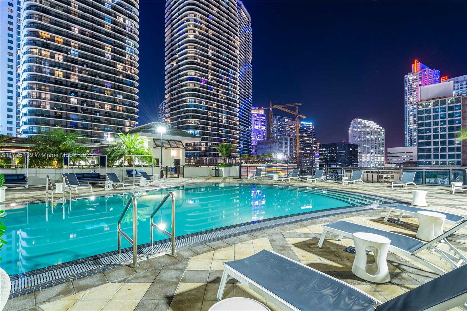 Small Image of 999 SOUTH WEST 1ST AVE #1516, Miami Number 35