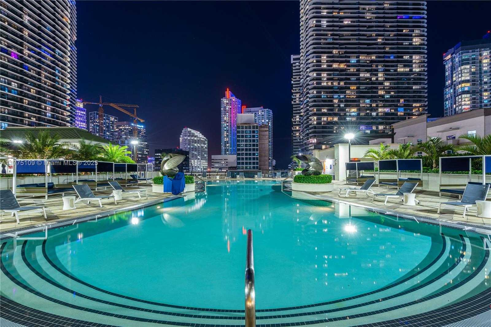 Small Image of 999 SOUTH WEST 1ST AVE #1516, Miami Number 38