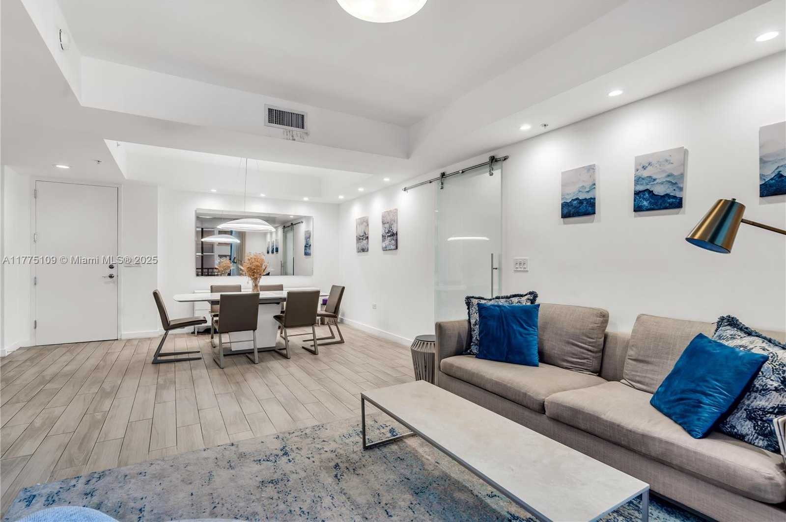 Small Image of 999 SOUTH WEST 1ST AVE #1516, Miami Number 5